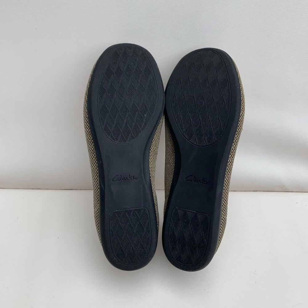 Clarks Cloudstepper Gold Flats Loafers Slippers Fur Lined Sz 10 - Picture 9 of 9